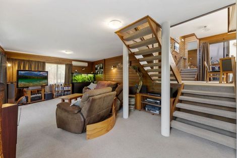 Photo of property in 20 Esmeralda Street, Welcome Bay, Tauranga, 3112