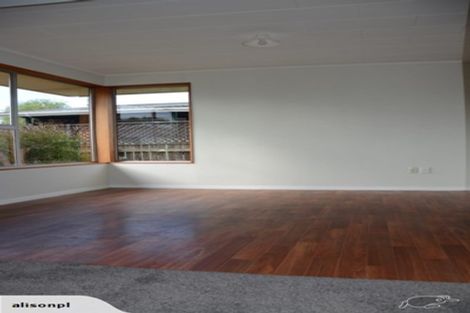 Photo of property in 6 Banks Place, Rangiora, 7400