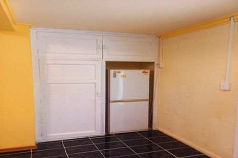 Photo of property in 9 Seaview Terrace, Northland, Wellington, 6012