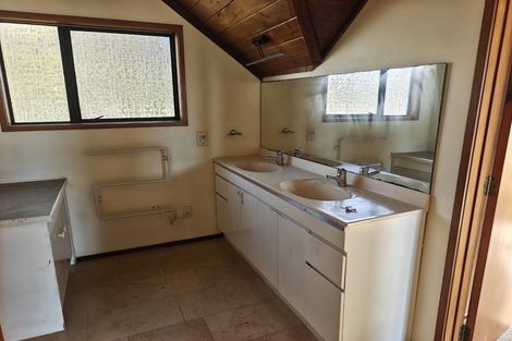 Photo of property in 58 Marywil Crescent, Hillcrest, Auckland, 0627