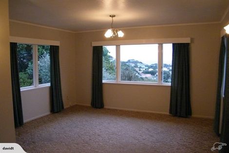 Photo of property in 1 Mace Street, Island Bay, Wellington, 6023