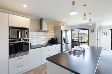 Photo of property in 10 Aqua Way, Paraparaumu, 5032