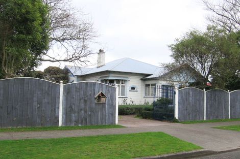 Photo of property in 136 Russell Street, Palmerston North, 4414