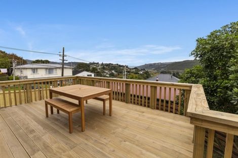 Photo of property in 16 Lord Street, Stokes Valley, Lower Hutt, 5019