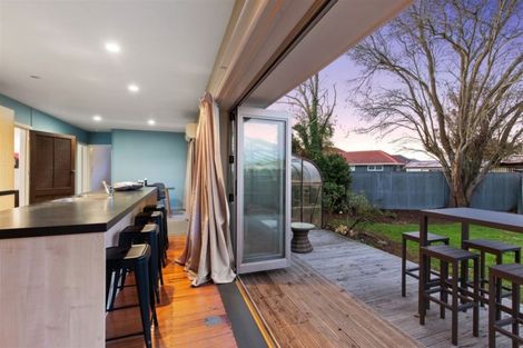 Photo of property in 10 Wilton Crescent, Bishopdale, Christchurch, 8053