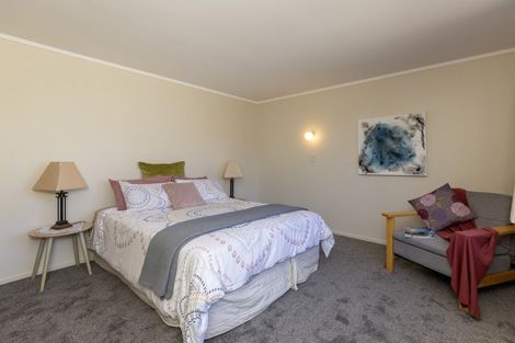 Photo of property in 70a Rimu Street, Waikanae, 5036