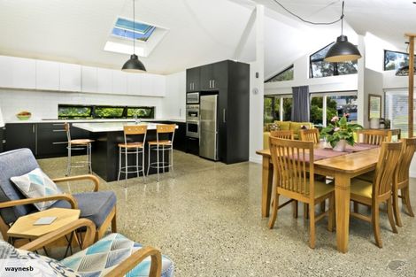 Photo of property in 1 View Road, Campbells Bay, Auckland, 0630