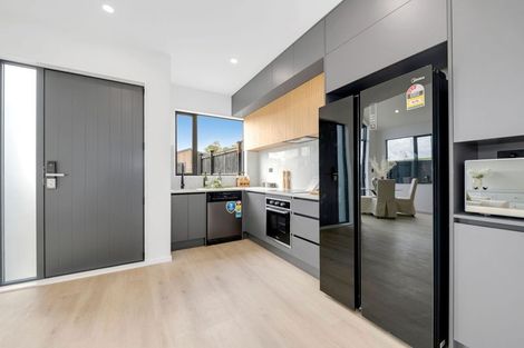 Photo of property in 15 Aituaa Road, Pukekohe, 2120