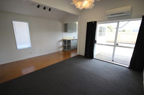 Photo of property in 29c Stewart Crescent, Hokowhitu, Palmerston North, 4410