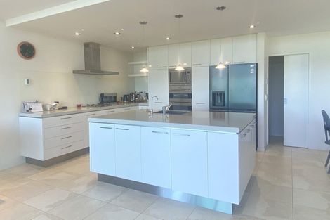 Photo of property in 47 Spinnaker Drive, Te Atatu Peninsula, Auckland, 0610