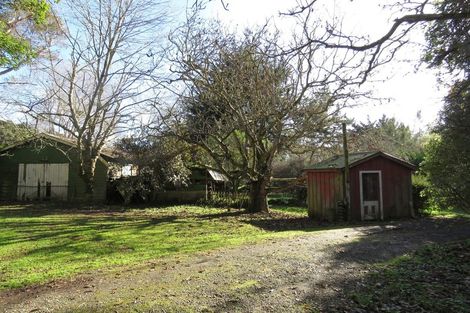 Photo of property in 25 Heatherlea Road East, Levin, 5571