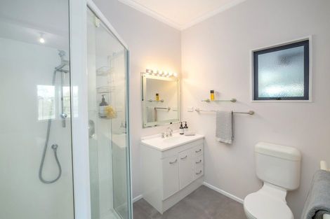 Photo of property in 15 Campbell Drive, Martinborough, 5711