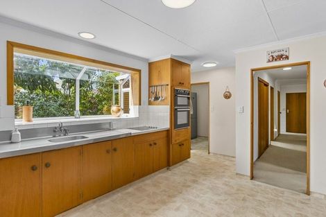 Photo of property in 335 Te Moana Road, Waikanae, 5036