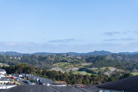 Photo of property in 230b Sturges Road, Henderson, Auckland, 0612