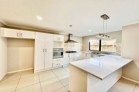 Photo of property in 248c Porchester Road, Takanini, 2112