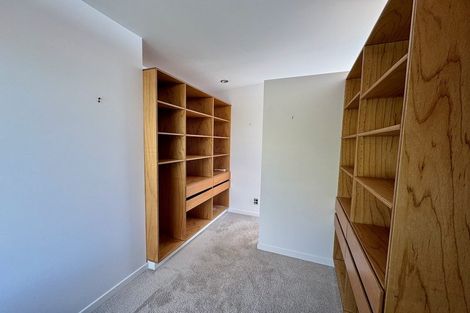 Photo of property in 15b Seaview Road, Paremata, Porirua, 5024