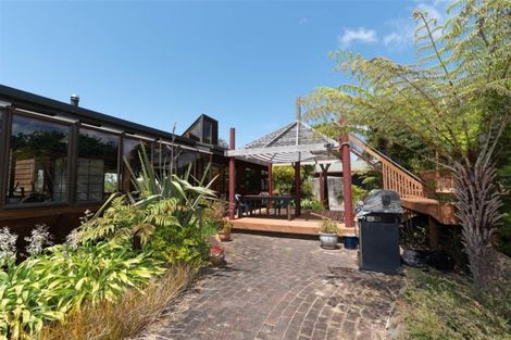 Photo of property in 15 Rangitane Loop Road, Kerikeri, 0294