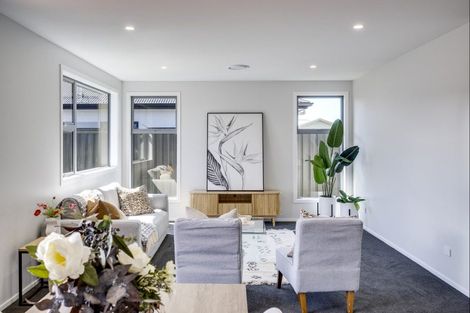 Photo of property in 18 Whangaehu Place, Te Awa, Napier, 4110