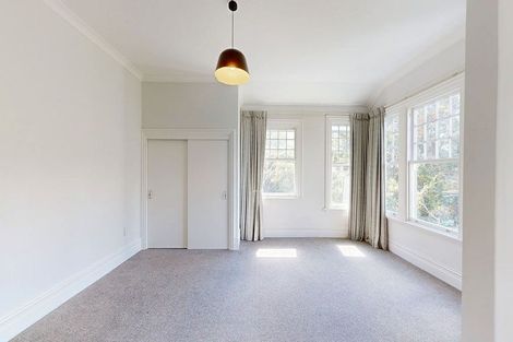 Photo of property in 44 Aurora Terrace, Kelburn, Wellington, 6012