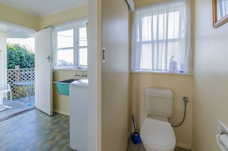 Photo of property in 14 Highbury Drive, Levin, 5510