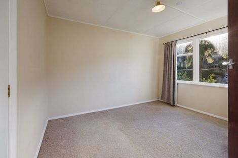 Photo of property in 6 Golf Road, Manor Park, Lower Hutt, 5019