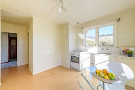 Photo of property in 4 Evatt Street, Bryndwr, Christchurch, 8053