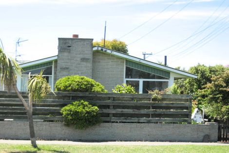 Photo of property in 385 Pine Avenue, South New Brighton, Christchurch, 8062