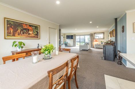 Photo of property in 25 Edith Collier Drive, Otamatea, Whanganui, 4500