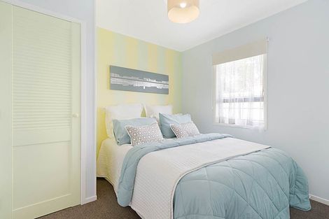 Photo of property in 1/23 Blacklock Avenue, Henderson, Auckland, 0612