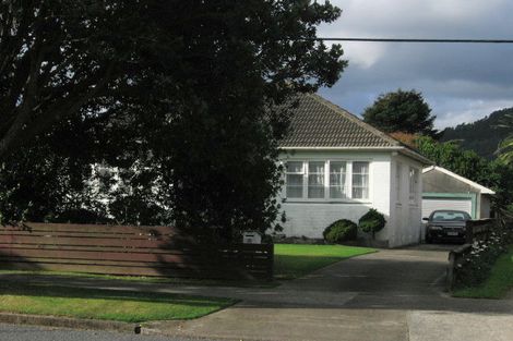 Photo of property in 96 Reynolds Street, Taita, Lower Hutt, 5011
