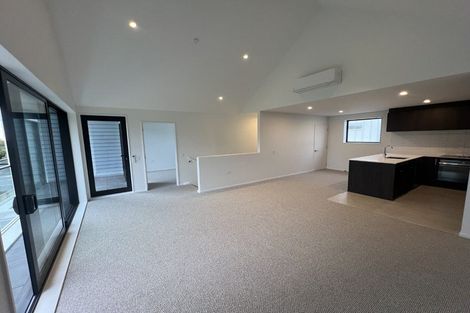 Photo of property in 2/142 Marine Parade, New Brighton, Christchurch, 8083