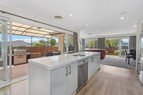 Photo of property in 92 Halberg Street, Dallington, Christchurch, 8061