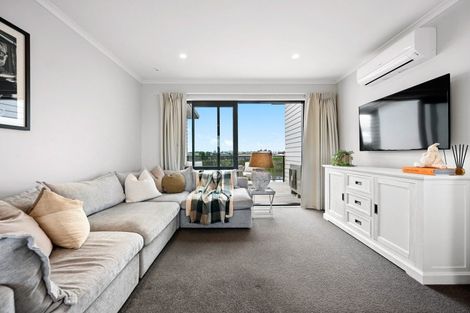 Photo of property in 1/37 North Ridge Drive, Rototuna North, Hamilton, 3210