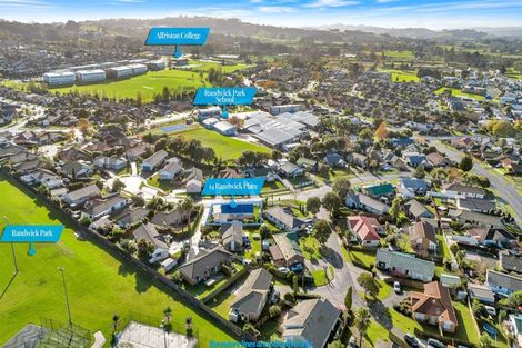 Photo of property in 14 Randwick Place, Randwick Park, Auckland, 2105