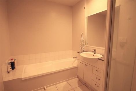 Photo of property in 18/18 Alicante Avenue, Hillpark, Auckland, 2102