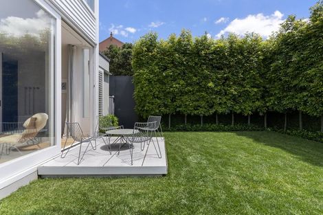 Photo of property in 28 St Marys Road, Saint Marys Bay, Auckland, 1011