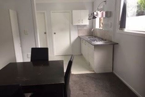 Photo of property in 18 Jamaica Place, Blockhouse Bay, Auckland, 0600