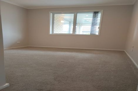 Photo of property in 4 Alloway Street, Westgate, Auckland, 0614