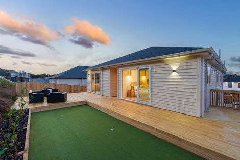 Photo of property in 29 Kaupeka Road, Orewa, 0931