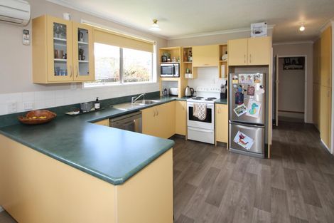 Photo of property in 27 Glendale Crescent, Holmes Hill, Oamaru, 9401