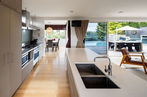 Photo of property in 42 Beerescourt Road, Beerescourt, Hamilton, 3200