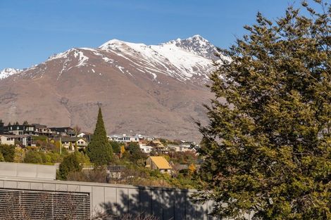 Photo of property in 37a Bay View Road, Kelvin Heights, Queenstown, 9300