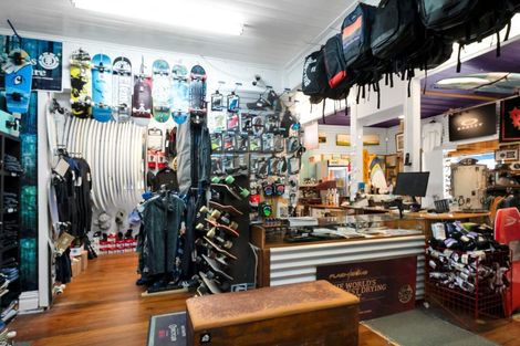 Photo of property in 102 Tasman Street, Opunake, 4616