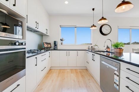 Photo of property in 135 Alec Craig Way, Gulf Harbour, Whangaparaoa, 0930