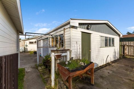 Photo of property in 16 Maunder Street, Marton, 4710