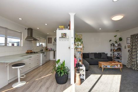 Photo of property in 22 Fisher Place, Carterton, 5713