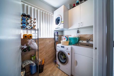 Photo of property in 68 Bader Drive, Mangere, Auckland, 2022