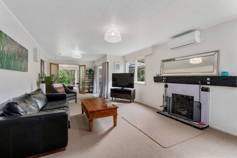 Photo of property in 4 Titoki Road, Waikanae Beach, Waikanae, 5036