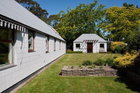 Photo of property in 39 Westburn Terrace, Burnside, Christchurch, 8041