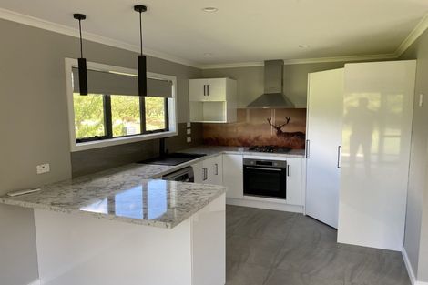 Photo of property in 11 Paraire Road, Karamu, Hastings, 4172